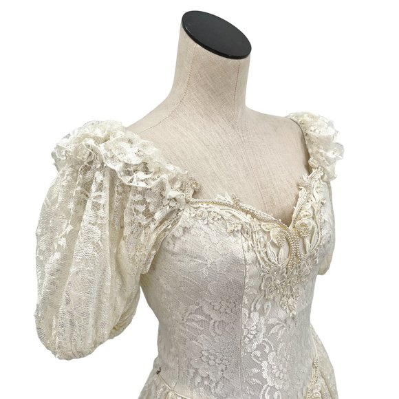 1980's Union Made Princess Ball Gown White Lace Puff Sleeve Beaded Dress - Picture 11 of 14
